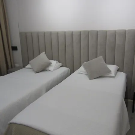 Ξενοδοχείο Freddy's