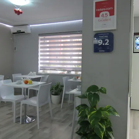 Freddy's Tirana