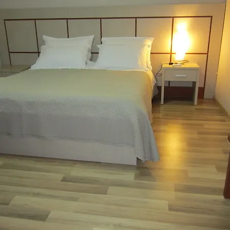 Freddy's Hotel 3*
