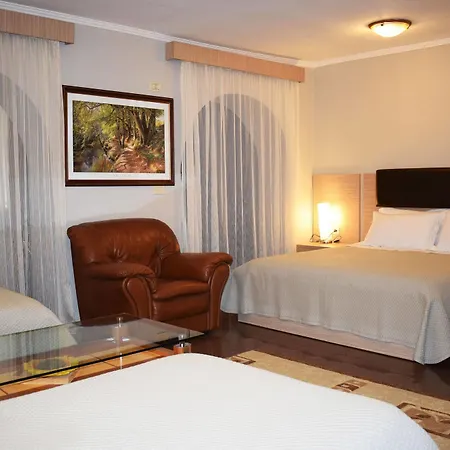 Freddy's 3* Tirana