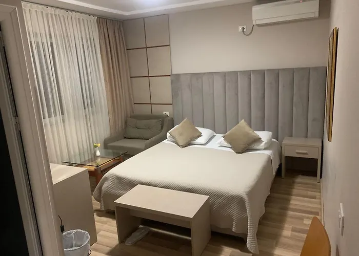 Hotel Freddy'S Hotel Tirana