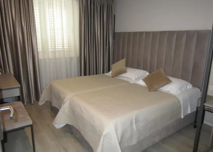 Freddy'S Hotel Tirana