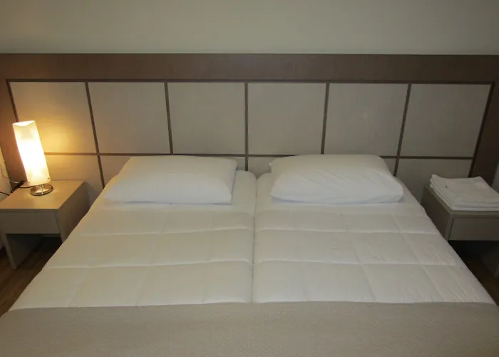 Freddy'S Hotel Tirana