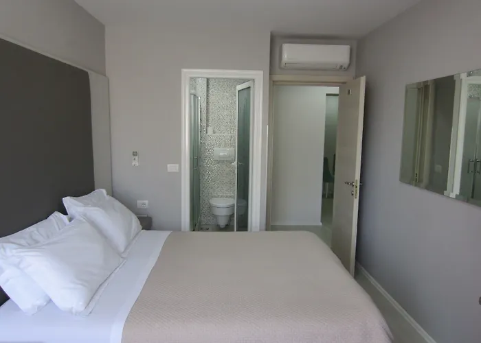 Freddy'S Hotel Hotel Tirana