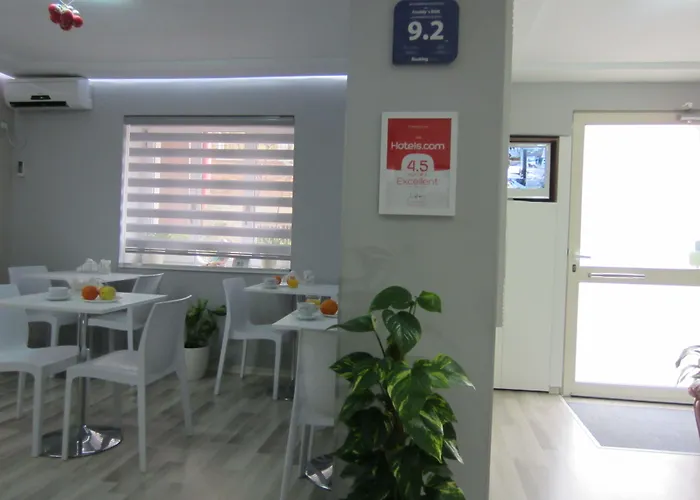 Ξενοδοχείο Freddy's