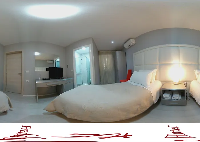 Freddy's 3* Τίρανα