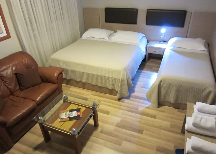 Ξενοδοχείο Freddy's