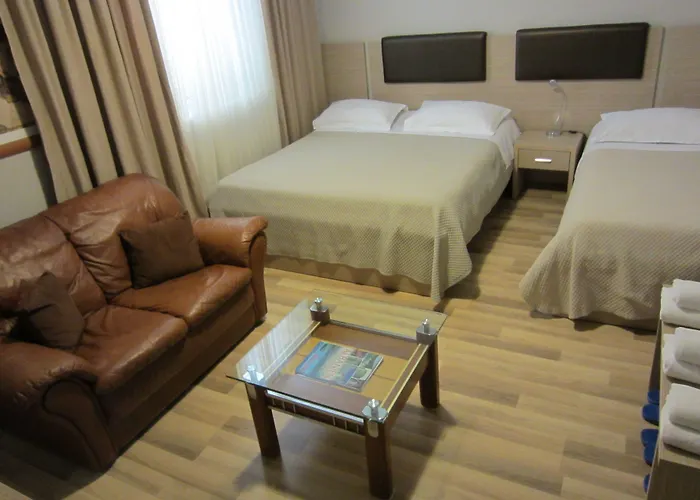 Freddy's Ξενοδοχείο 3*