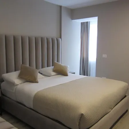 Freddy's Hotell Tirana