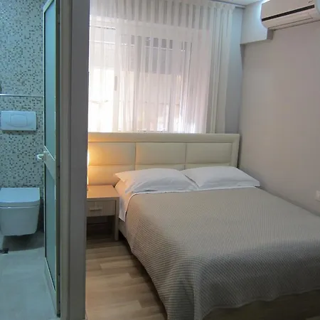 Hotell Freddy's 3*
