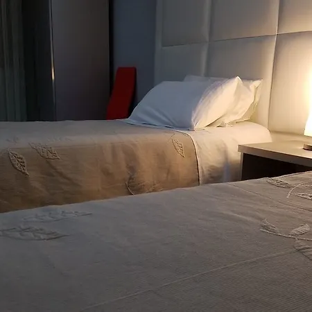 Freddy's Otel Tiran