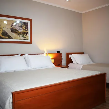Otel Freddy's