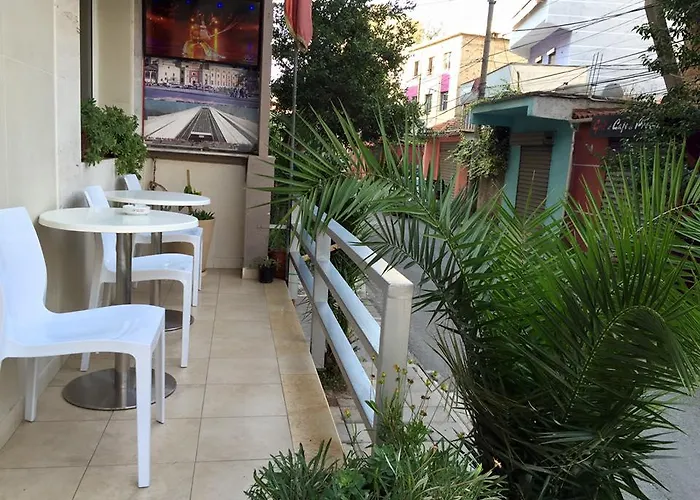 弗雷迪酒店 酒店